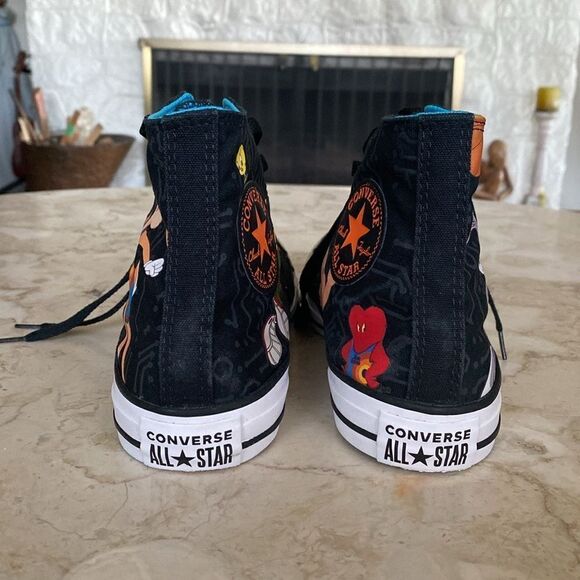 Converse Chuck Taylor 70 High Top ‘A New Legacy’ Looney Tunes Sneakers AS NEW - Picture 9 of 15